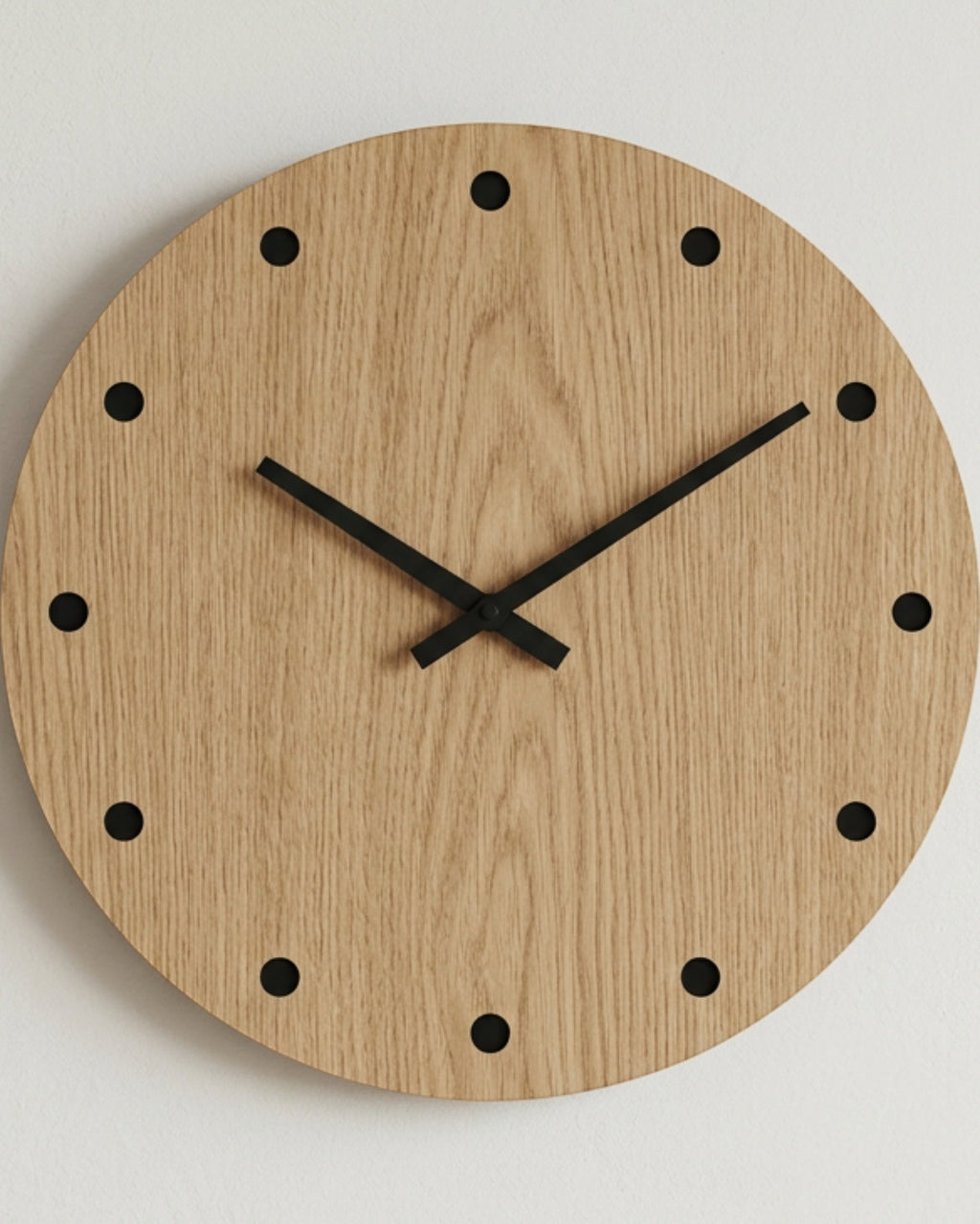 Fdkwv Oak Dot Marker Numberless Wall Clock Natural - Lifestyle view